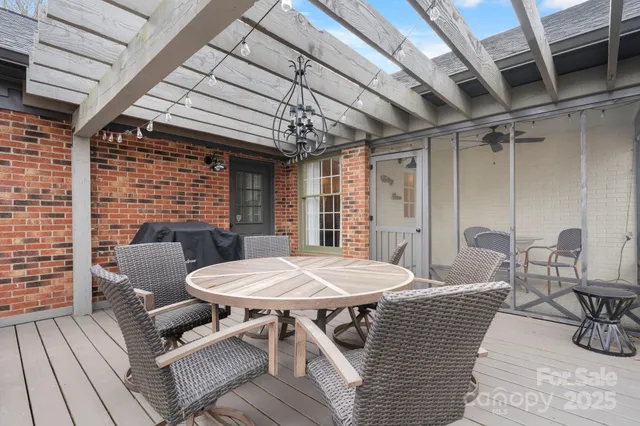 $439,900 | 489 17th Avenue Northeast, Hickory, NC 28601