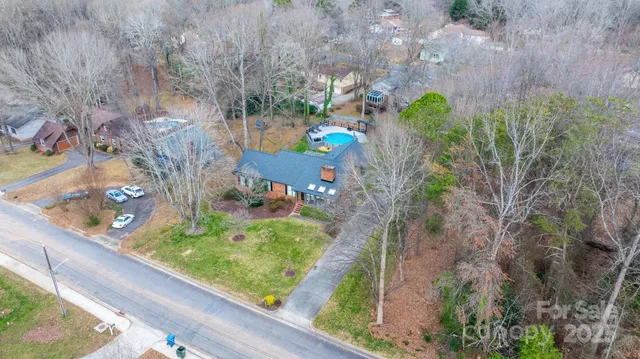 $439,900 | 489 17th Avenue Northeast, Hickory, NC 28601