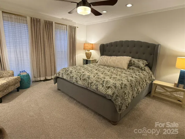 $439,900 | 489 17th Avenue Northeast, Hickory, NC 28601