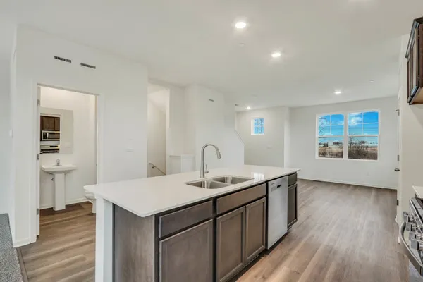 $459,990 | 531 Yosemite Way, Mundelein, IL 60060