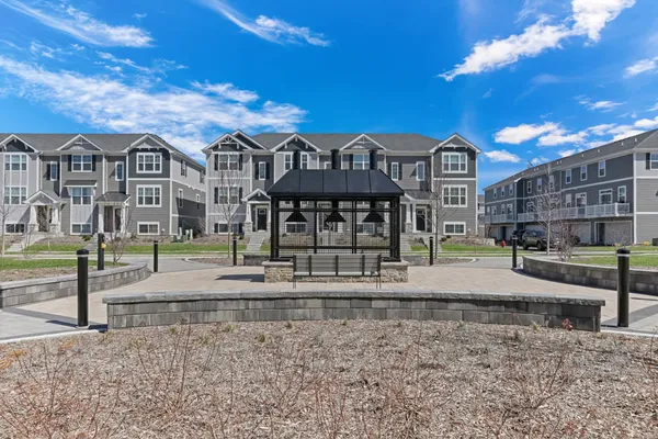 $459,990 | 531 Yosemite Way, Mundelein, IL 60060