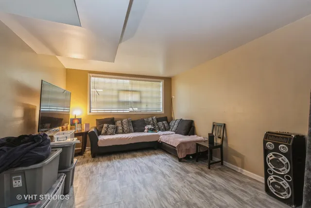 $174,900 | 13937 South School Street, Riverdale, IL 60827