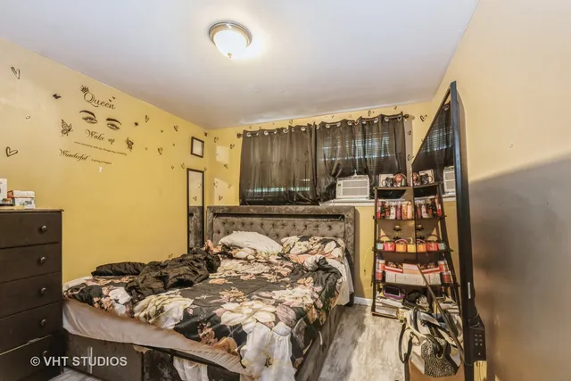 $174,900 | 13937 South School Street, Riverdale, IL 60827