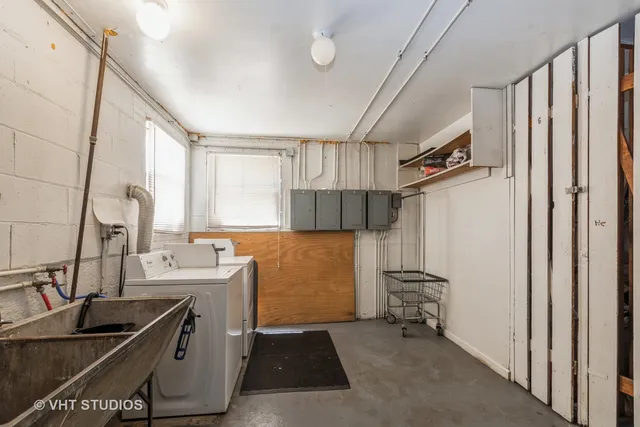 $174,900 | 13937 South School Street, Riverdale, IL 60827