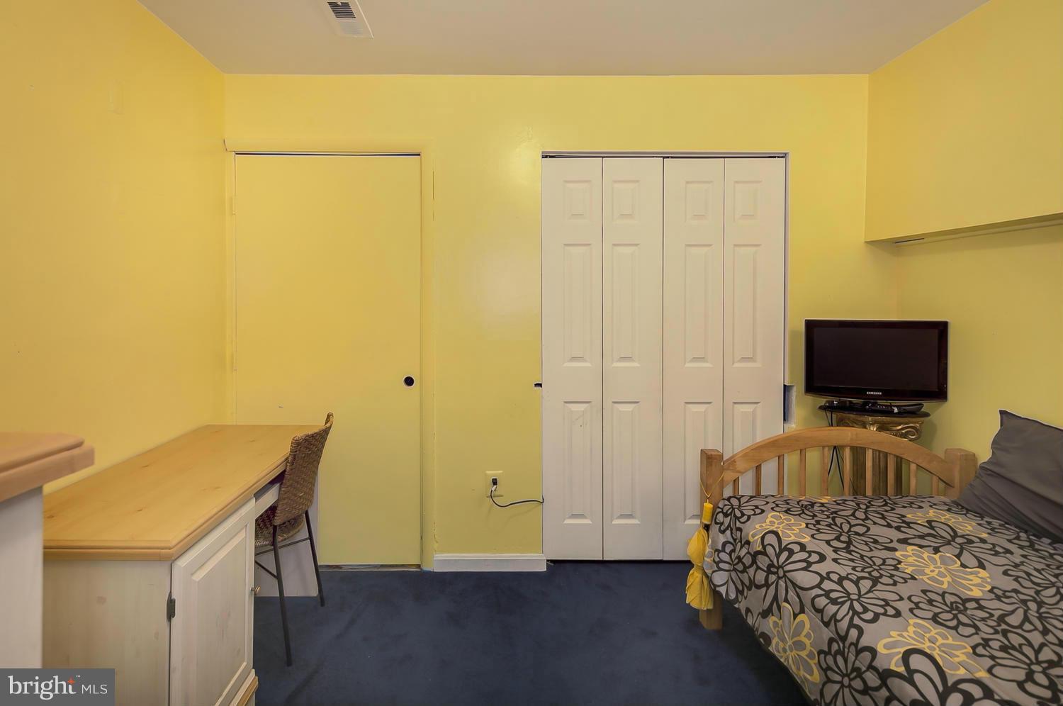 33 Catoctin Court Silver Spring, MD 20906 - Photo 21 of 30 Bedroom