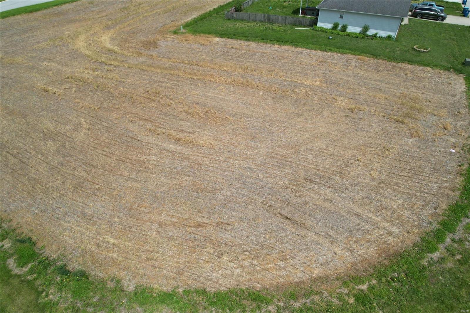 228 Walnut Albers, IL 62215 - Photo 2 of 4