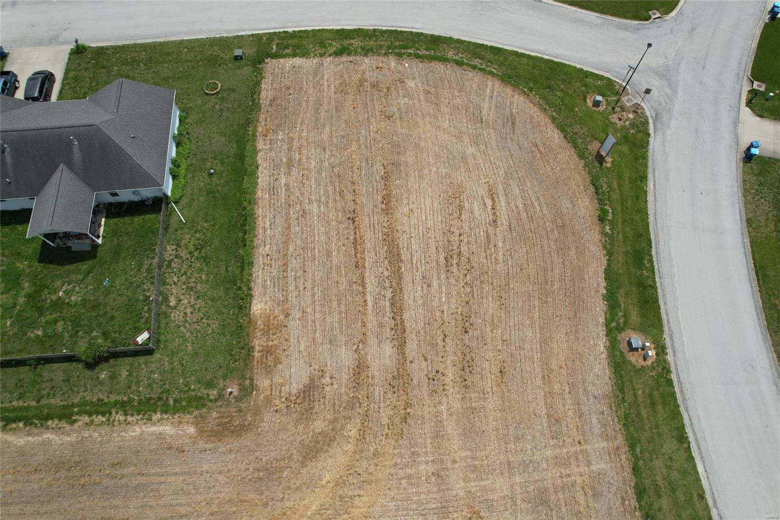 228 Walnut Albers, IL 62215 - Photo 3 of 4