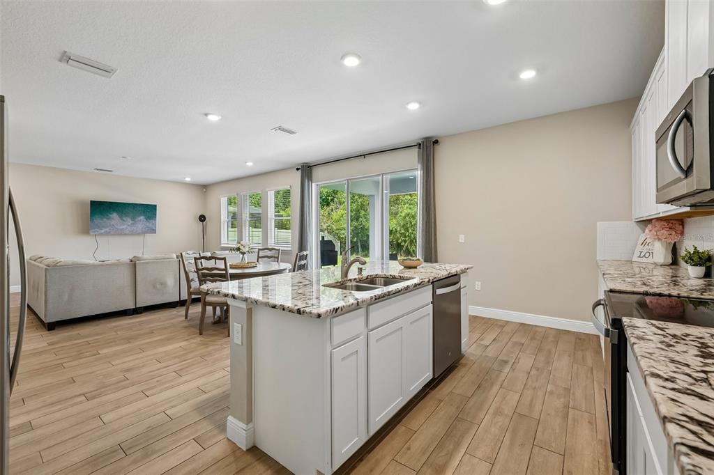 1297 Bering Road Wesley Chapel, FL 33543 - Photo 14 of 67 Gallery Image 14