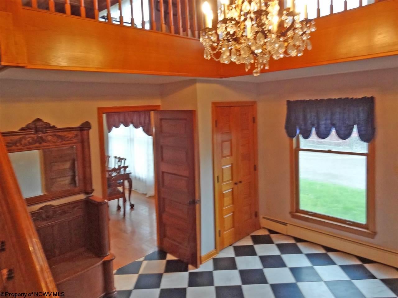 603 Fairchance Road Morgantown, WV 26508 - Photo 4 of 30 Gallery Image 4