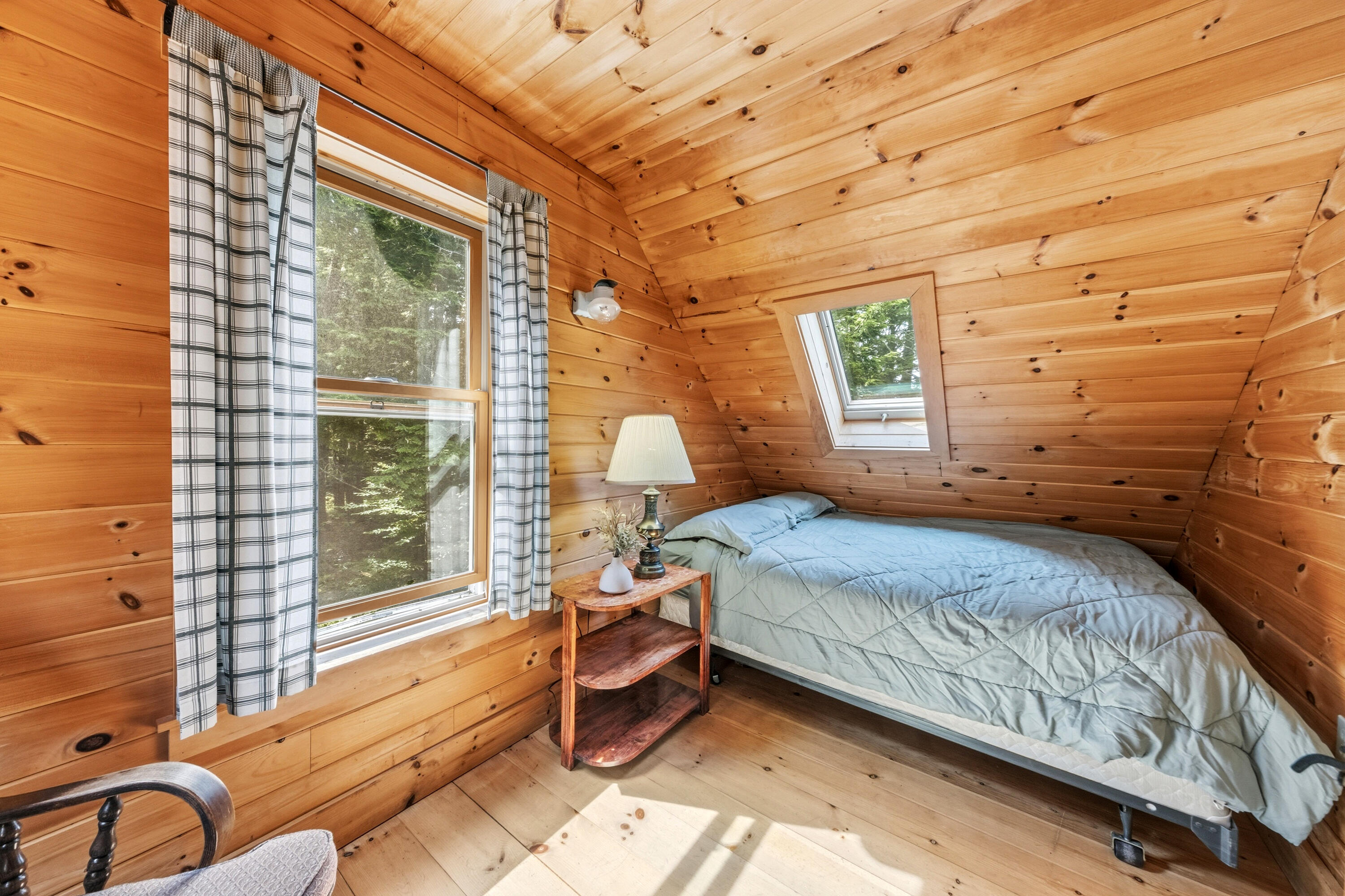 660 Sprague Road Waldoboro, ME 04572 - Photo 28 of 45 Bedroom