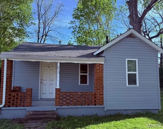 $55,000 | 213 Amvets Drive, De Soto, MO 63020