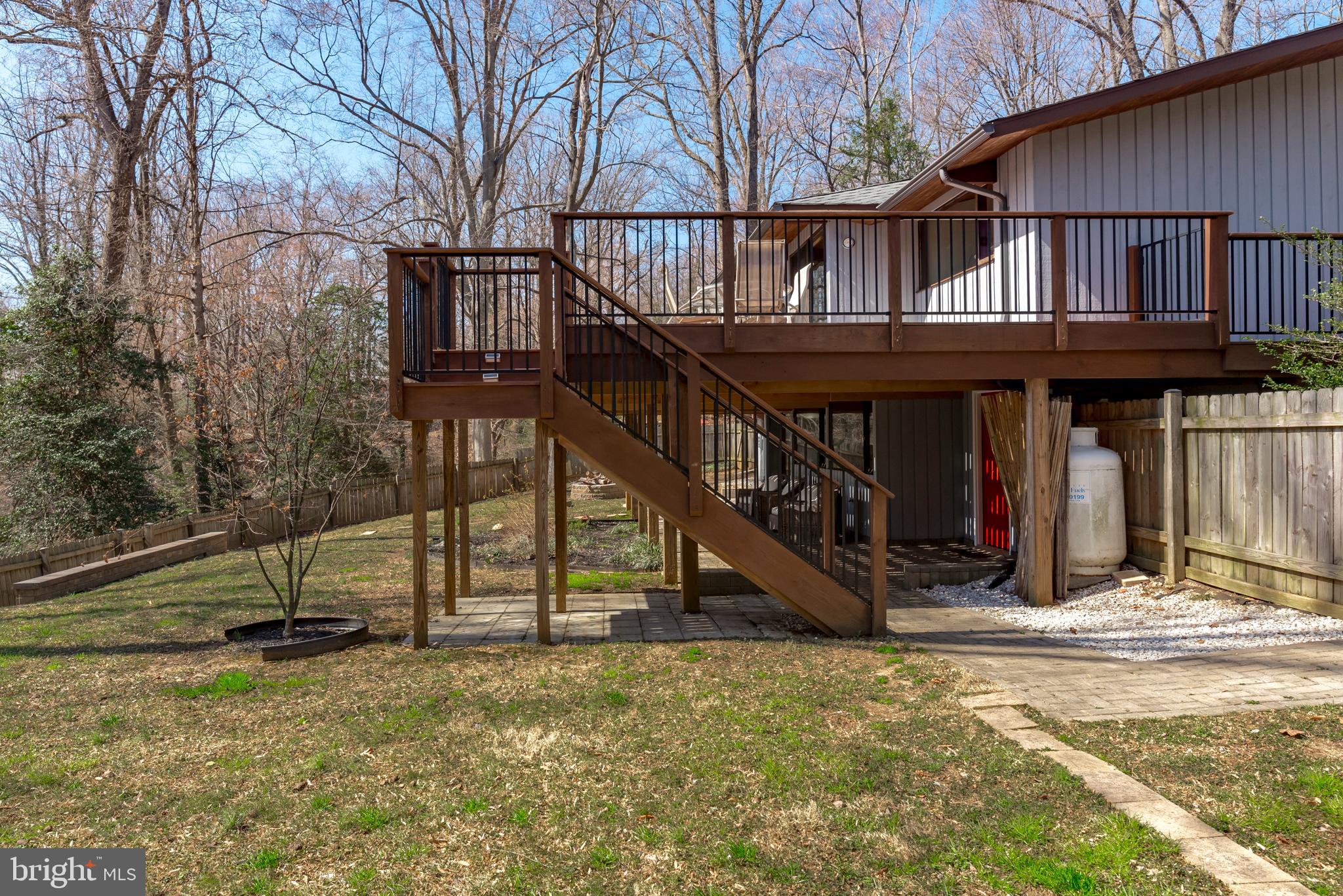 519 Epping Forest Road Annapolis, MD 21401 - Photo 13 of 73 a view of a house with a small yard and wooden fence