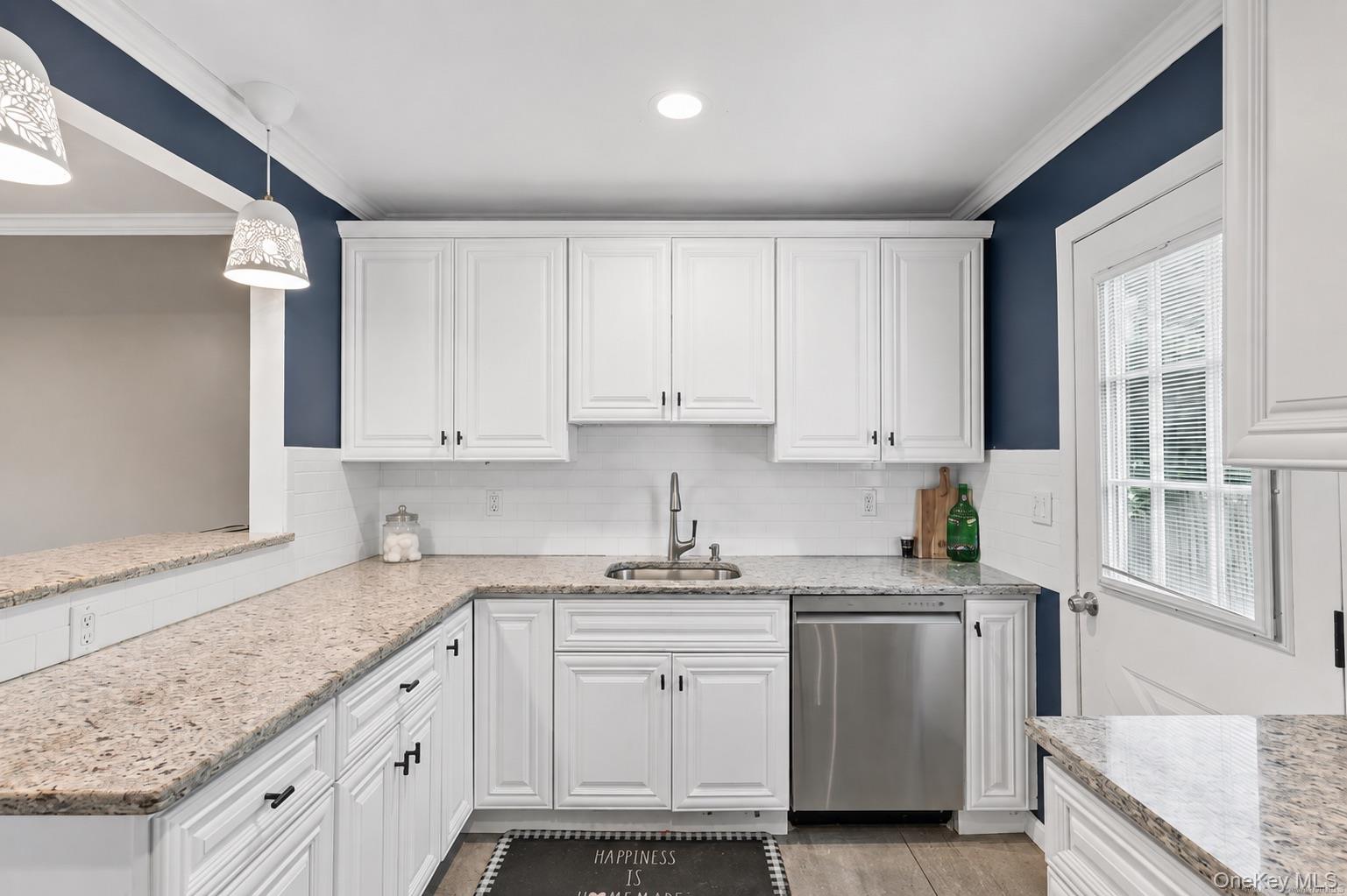 52 South Larry Road Selden, NY 11784 - Photo 9 of 34 Gallery Image 9