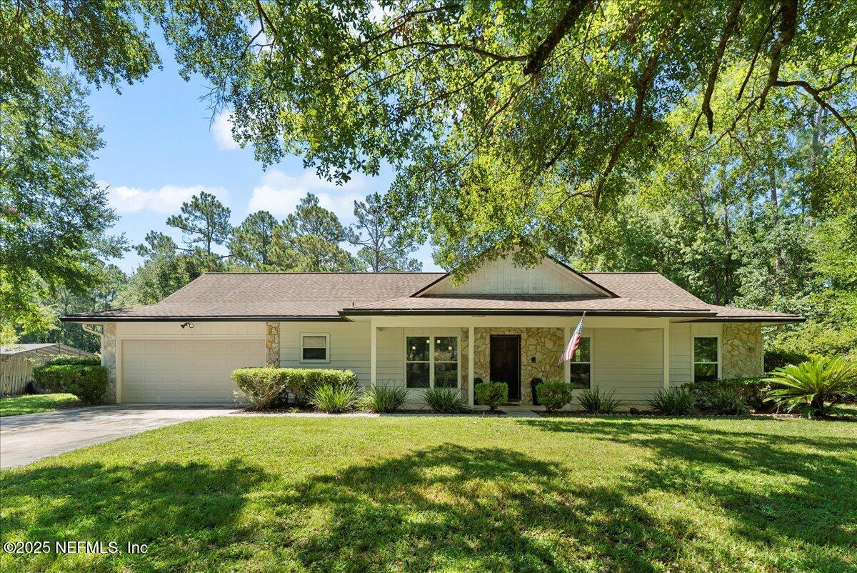 1275 Surrey Glen Road Middleburg, FL 32068 - Photo 1 of 48 01-DSC9696