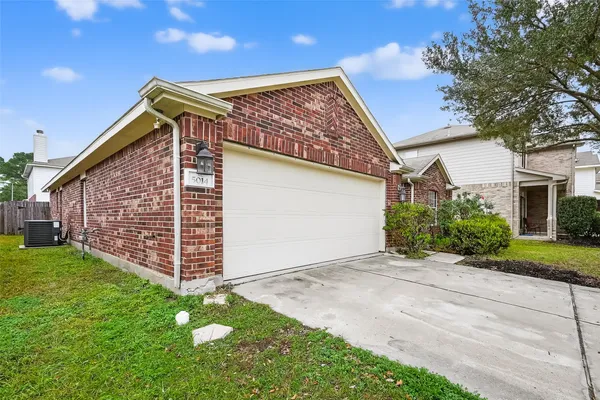 $1,875 | 5014 Creekbridge Court, Spring, TX 77379