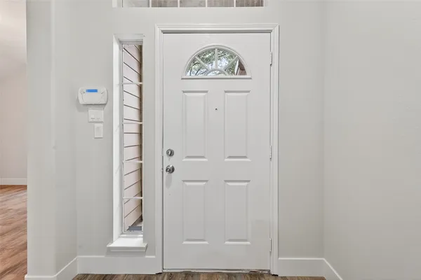 $1,875 | 5014 Creekbridge Court, Spring, TX 77379