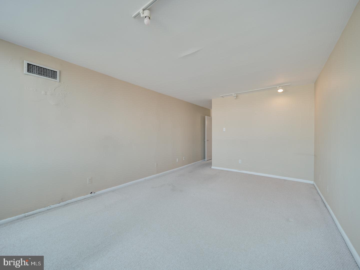 5101 River Road, Unit 411 Bethesda, MD 20816 - Photo 24 of 26 a view of an empty room