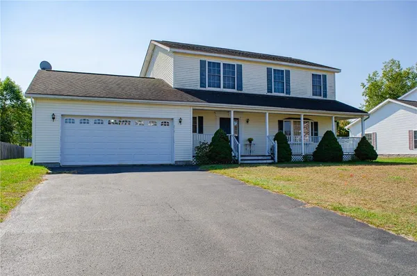$455,000 | 126 Canterbury Drive, Saugerties, NY 12477