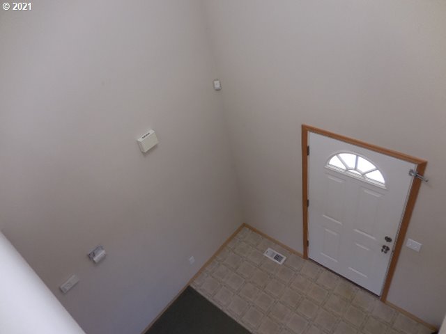 35 Crown Point Road Longview, WA 98632 - Photo 15 of 28 Gallery Image 15