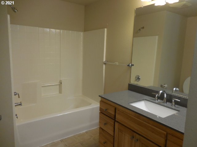 35 Crown Point Road Longview, WA 98632 - Photo 17 of 28 Gallery Image 17