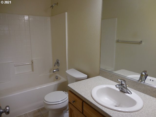35 Crown Point Road Longview, WA 98632 - Photo 20 of 28 Gallery Image 20