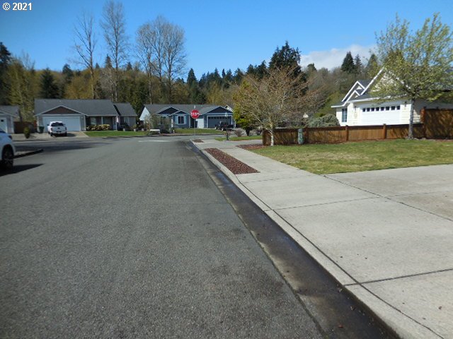 35 Crown Point Road Longview, WA 98632 - Photo 28 of 28 Gallery Image 28