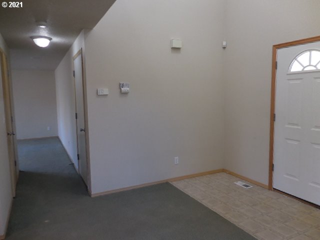 35 Crown Point Road Longview, WA 98632 - Photo 7 of 28 Gallery Image 7