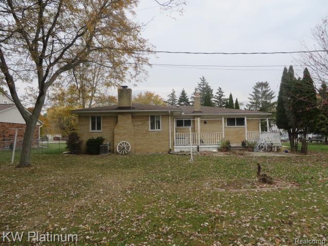 49400 Callens Road Chesterfield, MI 48047 - Photo 7 of 38