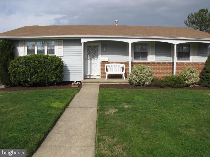 11 Weyburn Court Rosedale, MD 21237 - Photo 1 of 26 Exterior (Main)