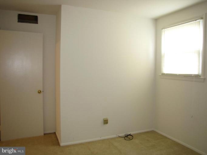11 Weyburn Court Rosedale, MD 21237 - Photo 24 of 26 Bedroom #3
