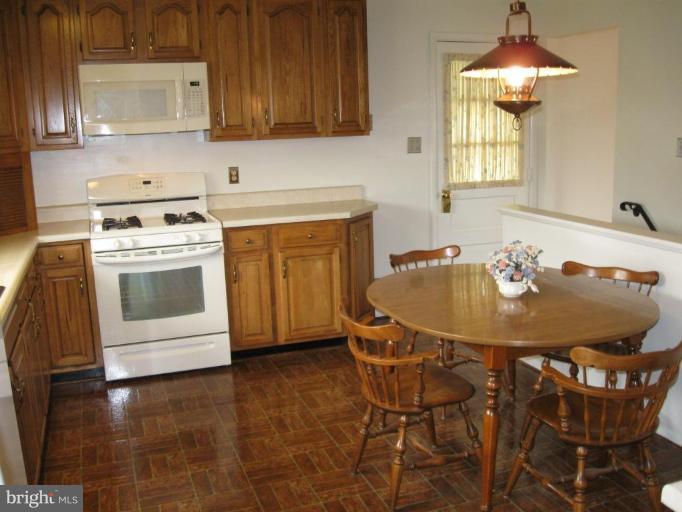 11 Weyburn Court Rosedale, MD 21237 - Photo 8 of 26 Kitchen #2