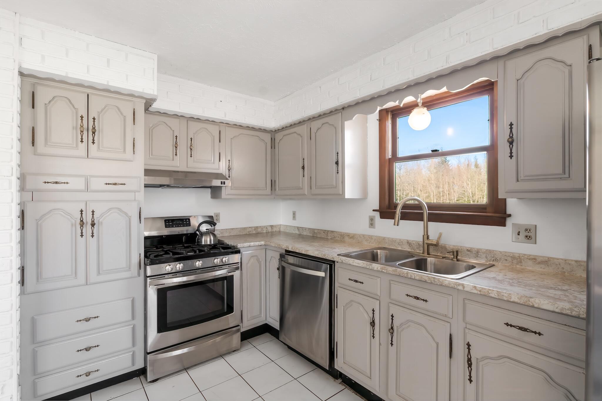195 Rim Road East Machias, ME 04630 - Photo 4 of 26 Rim Road - Interior-15