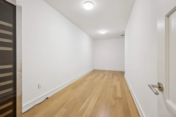 $16,500 | 1 Renaissance Square, Unit PH40C, White Plains, NY 10601