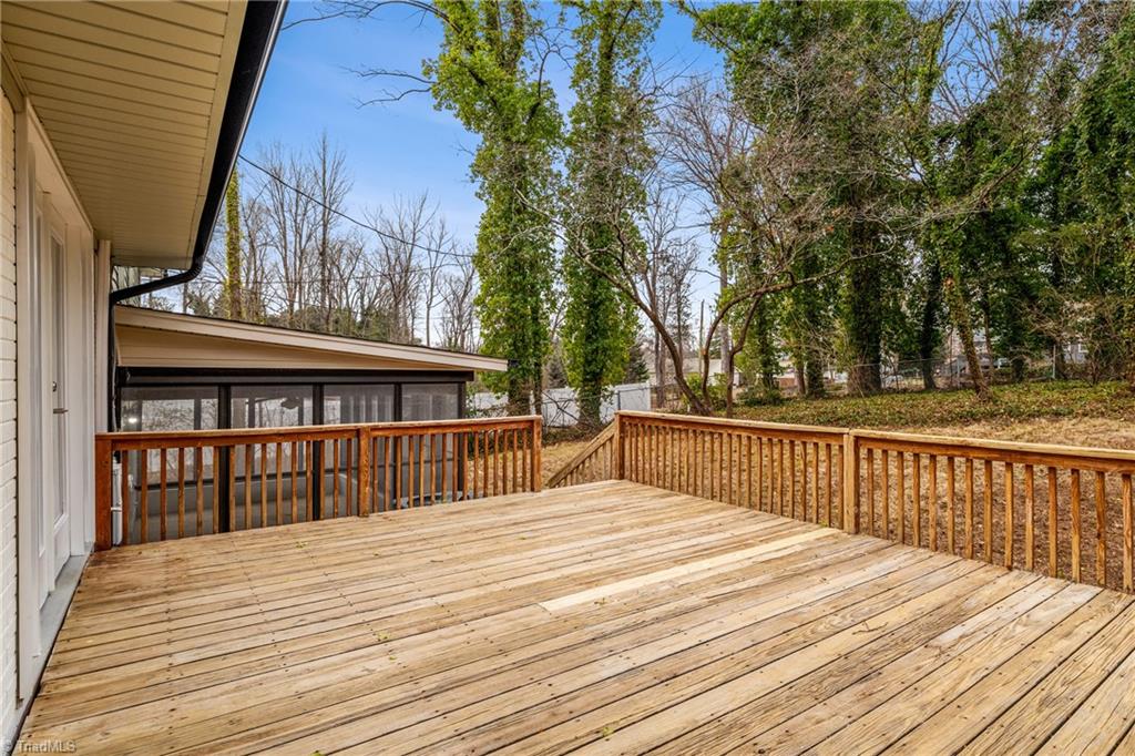 1113 Rustic Road Greensboro, NC 27410 - Photo 6 of 50