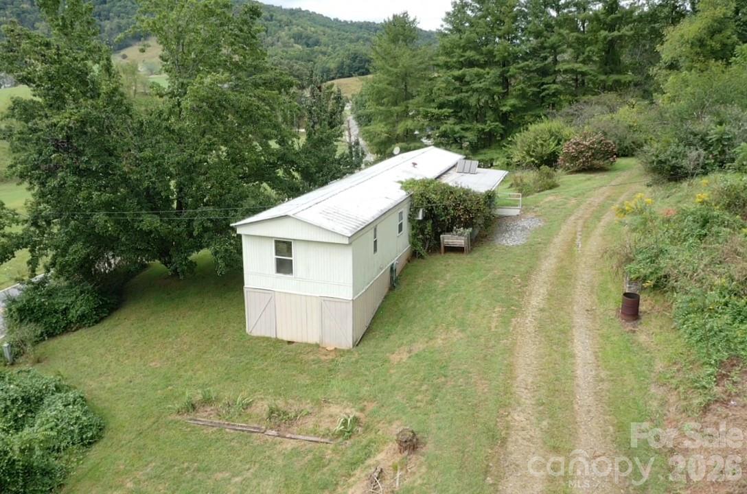 418 Green Valley Road Leicester, NC 28748 - Photo 1 of 31 Gallery Image 1
