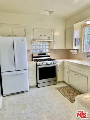 $3,850 | 10565 West Olympic Boulevard, Los Angeles, CA 90025