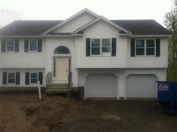 31 Wendover Road Worcester, MA 01606 - Photo 1 of 6 Gallery Image 1