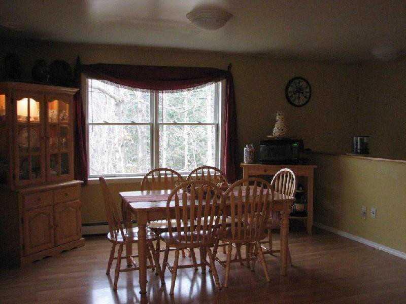 3211 Middle Road Sidney, ME 04330 - Photo 9 of 32 Dining Room.