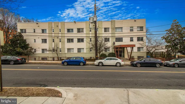 $1,350 | 1501 27th Street Southeast, Unit 406, Washington, DC 20020