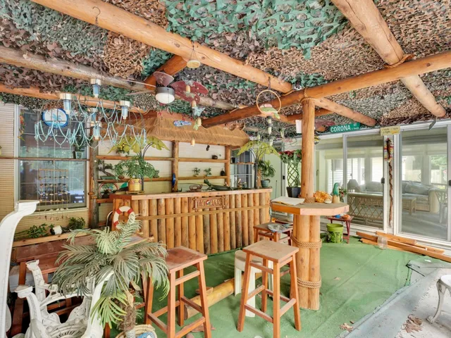 $625,000 | 1405 North English Settlement Avenue, Rochester, WI 53105