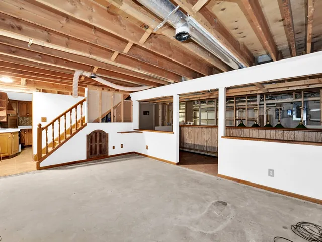 $625,000 | 1405 North English Settlement Avenue, Rochester, WI 53105