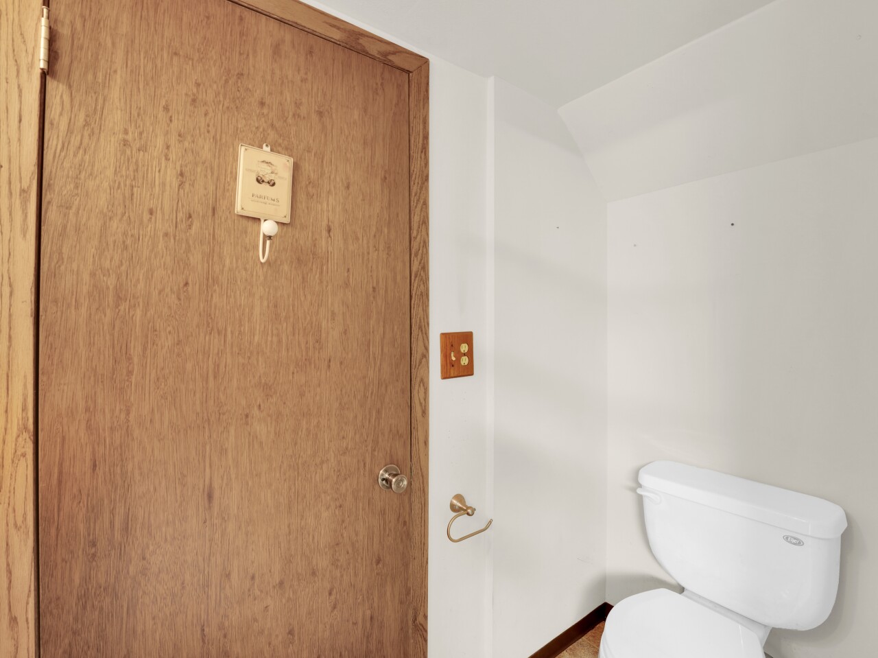 1405 North English Settlement Avenue Rochester, WI 53105 - Photo 34 of 67 Photo 32