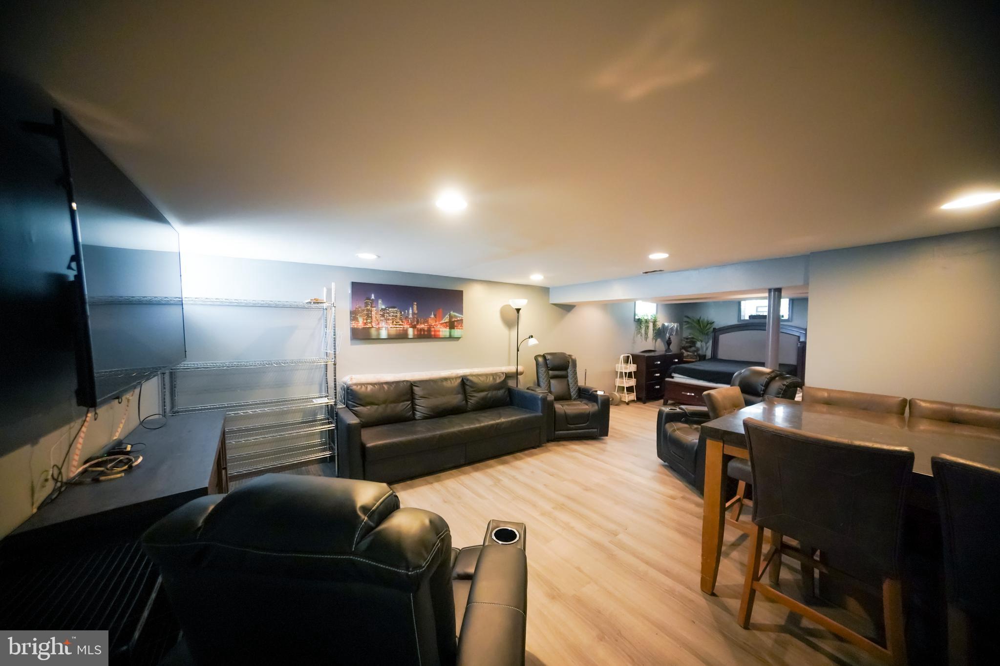 1700 Burnwood Road Baltimore, MD 21239 - Photo 7 of 38