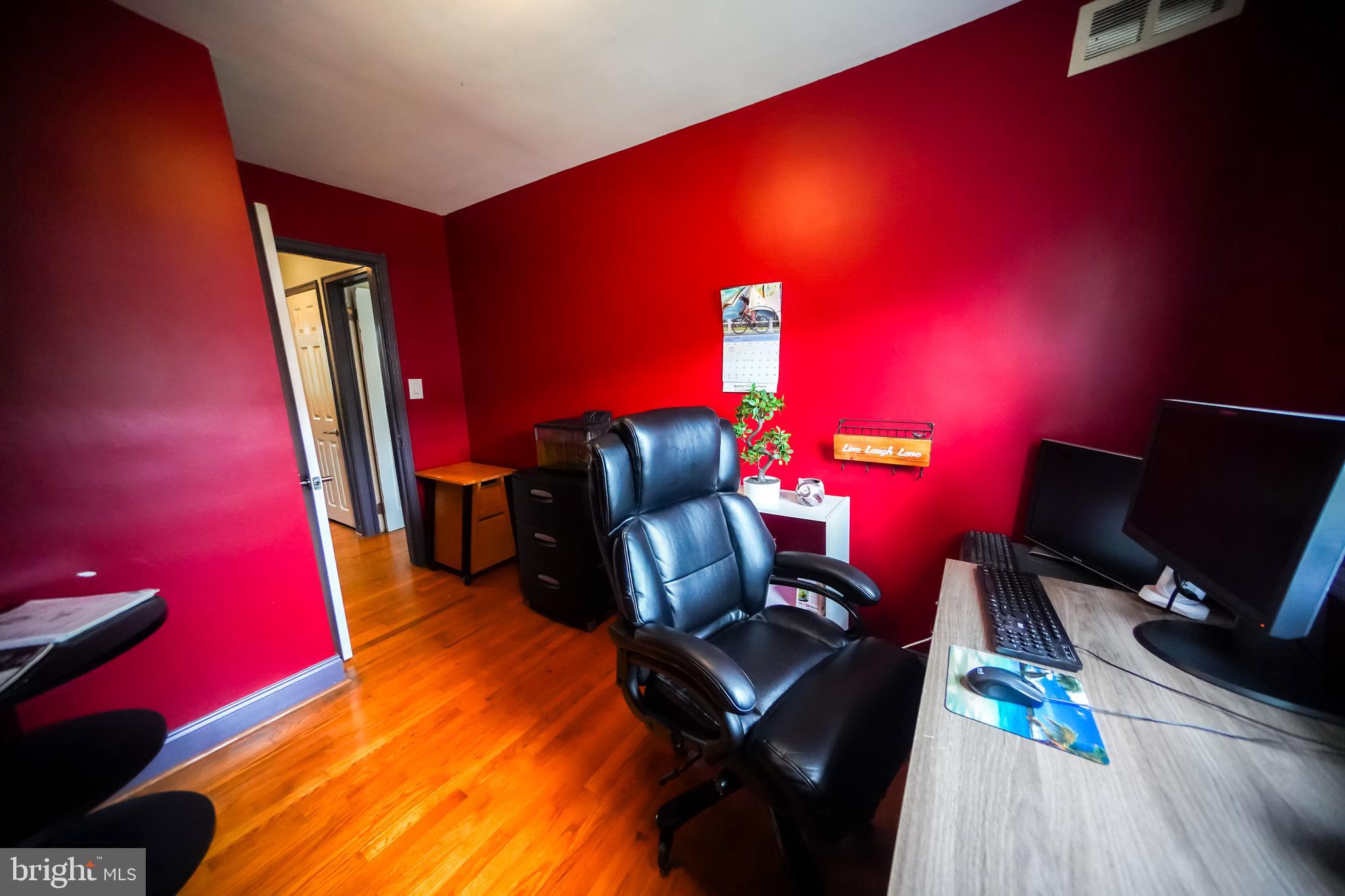 1700 Burnwood Road Baltimore, MD 21239 - Photo 8 of 38