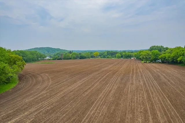 $1,495,000 | 19 Highway 19, Windsor, WI 53598