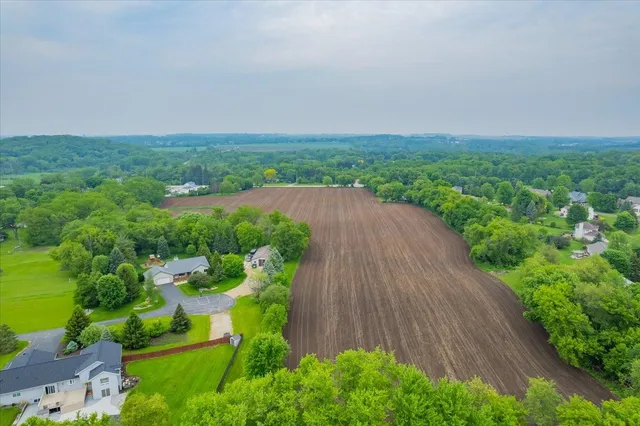 $1,495,000 | 19 Highway 19, Windsor, WI 53598