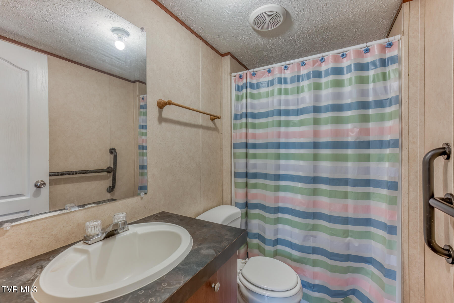 2069 Devault Bridge Road Piney Flats, TN 37686 - Photo 22 of 36 2069 Devault Bridge Rd-22