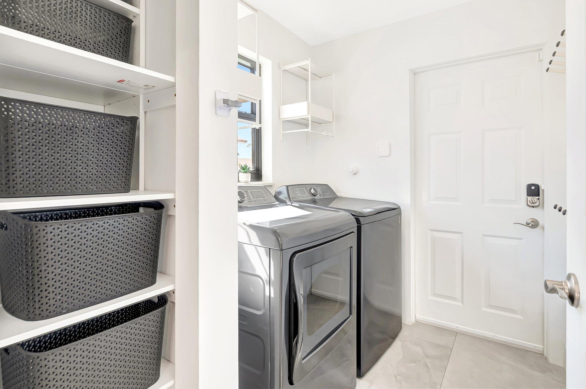 981 Southwest 8th Street Boca Raton, FL 33486 - Photo 18 of 22 Laundry