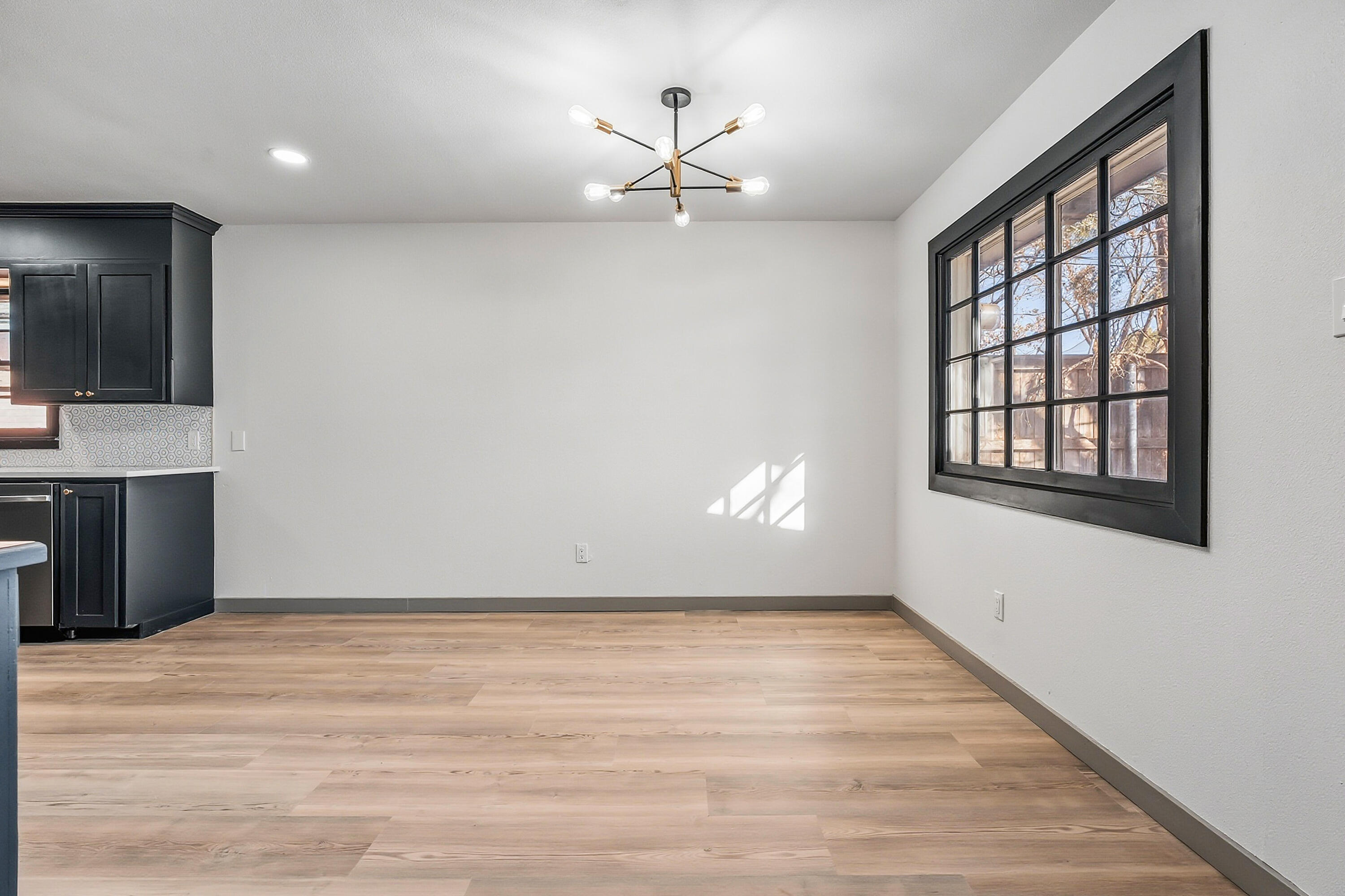 6007 Norfolk Avenue Lubbock, TX 79413 - Photo 13 of 26 DSC05781