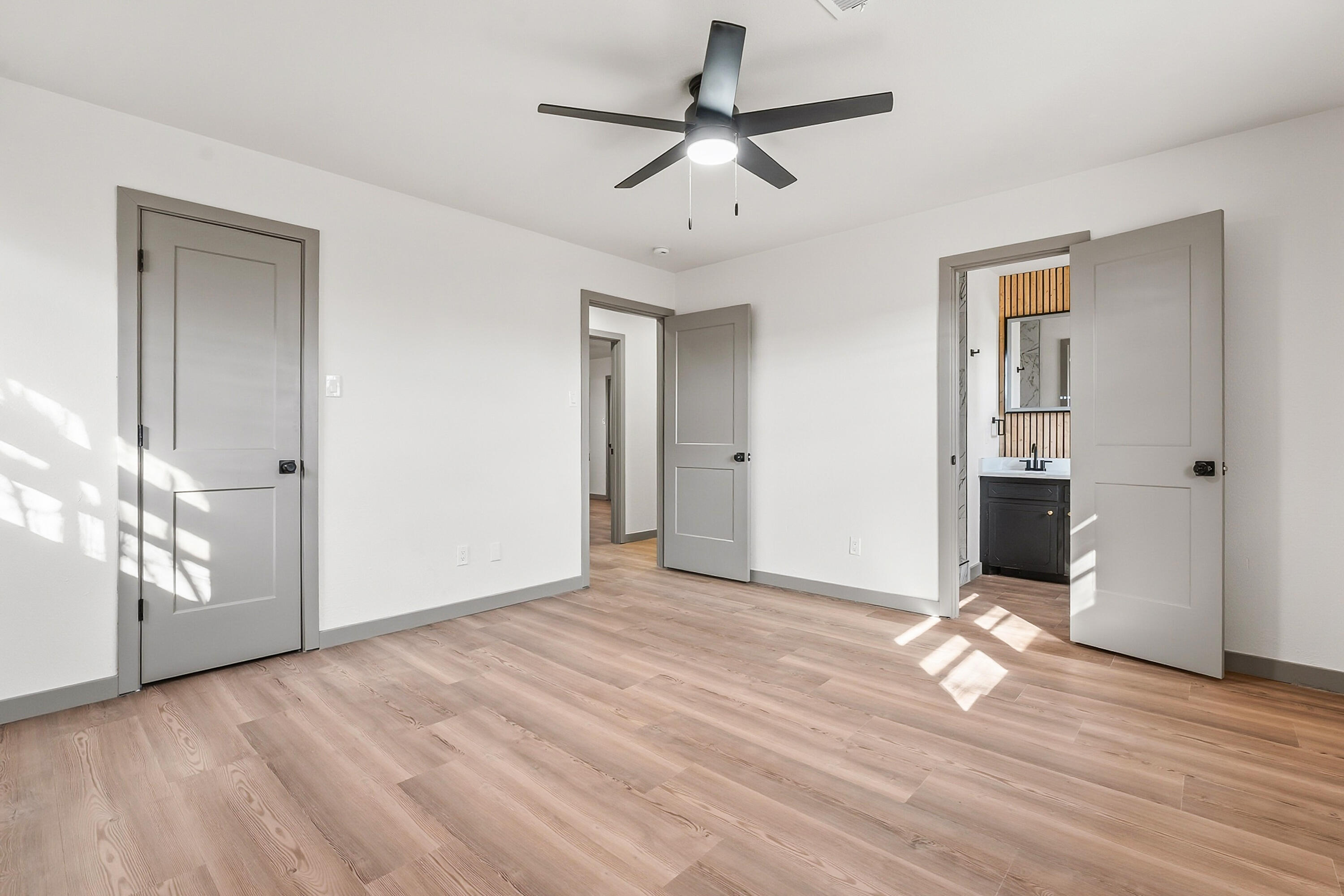 6007 Norfolk Avenue Lubbock, TX 79413 - Photo 15 of 26 DSC05796